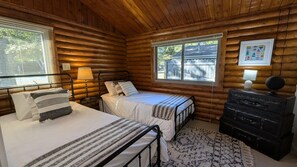 2 عدّة غرف نوم وواي فاي وملاءات أسرّة