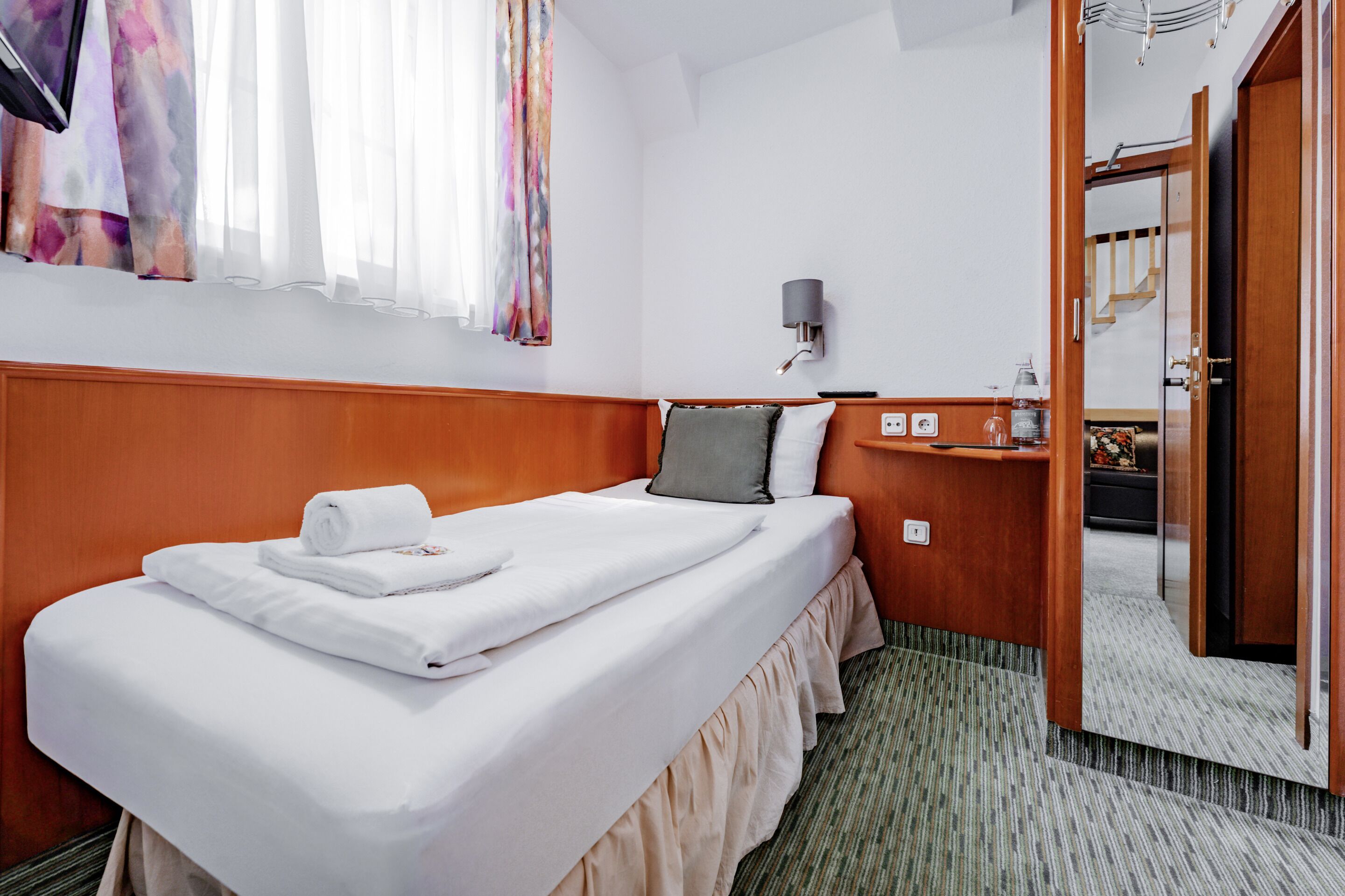 Habitació individual econòmica, bany privat | Equipament de l'habitació