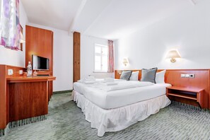 Standard Twin Room, Private Bathroom | Kemudahan bilik