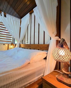 Literie de qualité supérieure, coffres-forts dans les chambres