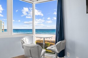 Interior - Beach Front Ocean View Condo - Top of the Gulf 615<br>Couples Getaway? Romantic Retreat? Friends Trip? Unwind in style at this luxury beach waterfront retreat with beach views! (Panama City Beach)