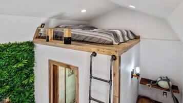 Luxury Villa, Patio, Courtyard View | Iron/ironing board, free WiFi