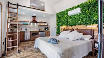 Luxury Villa, Patio, Courtyard View | Iron/ironing board, free WiFi