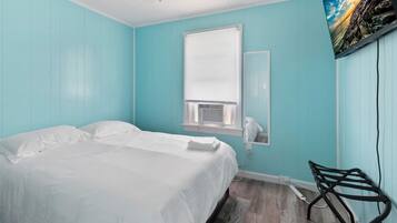 2 makuuhuonetta, työpöytä, silitysrauta/-lauta, Wi-Fi