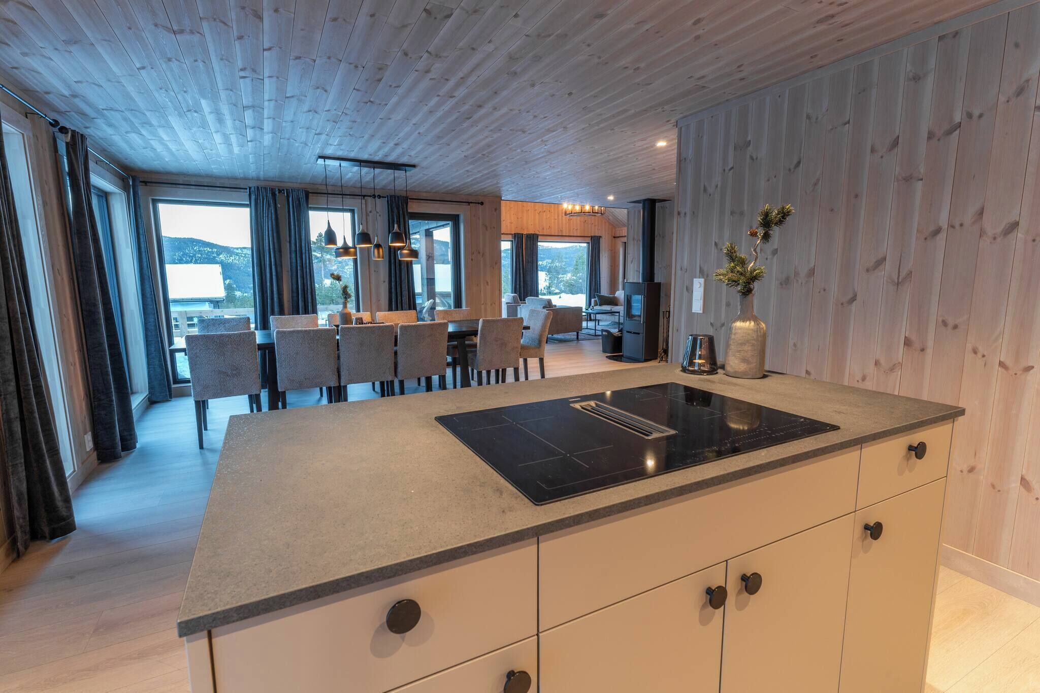 House, 4 Bedrooms, Balcony, Mountain View | Interior