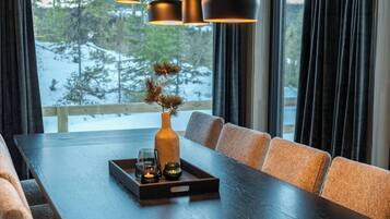 独立别墅, 4 间卧室, 阳台, 山景 | 用餐