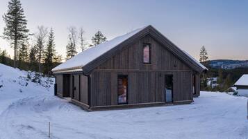 Ferienhaus, 4 Schlafzimmer, Balkon, Bergblick | Außenbereich