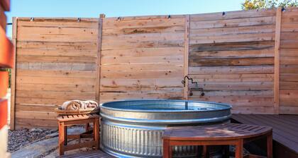 Romantic LuxuryStay-Sauna-Pool-Amenities