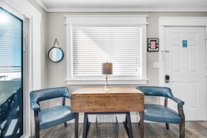 Appart'hôtel, 1 très grand lit et 1 canapé-lit (Sand Castles West II G4- FinView) | Restauration