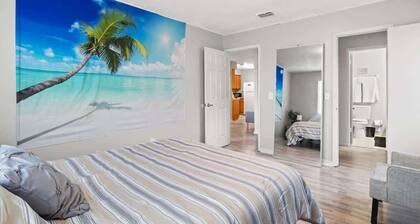 EconoChic Hideaway, 2bd 2ba, Family Friendly, Washer and Dryer