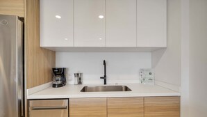 Interior - New Condo Right Next to the Beach - Pool (Cabo San Lucas)