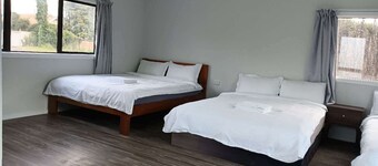 4 Double Beds and 2 Sofa Bed chalet