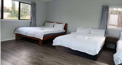 4 Double Beds and 2 Sofa Bed chalet