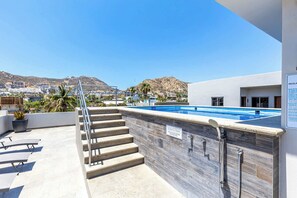 Pool - Centric Apt in Downtown - Rooftop Pool - Terrace (Cabo San Lucas)