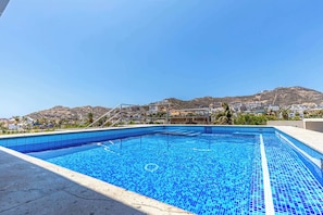 Pool - Centric Apt in Downtown - Rooftop Pool - Terrace (Cabo San Lucas)