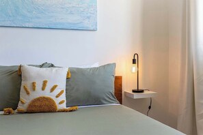 2 bedrooms, desk, iron/ironing board, travel cot