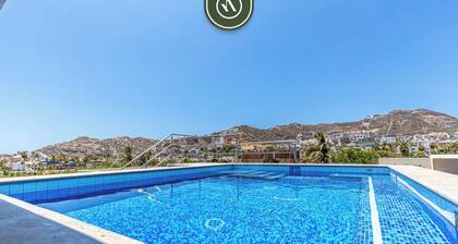 Centric 1BR Condo in Dowtown Cabo - Rooftop Pool