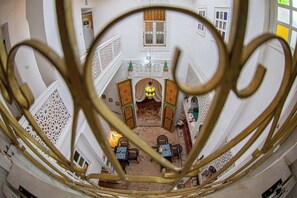 شرفة/رواق