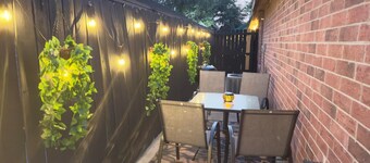 Charming 2-bedroom condo in lovely Edinburg Wifi/Netflix