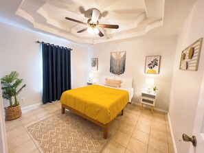 2 chambres, fer et planche à repasser, accès Internet, draps fournis