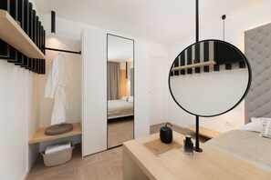 4 bedrooms, free WiFi, bed sheets