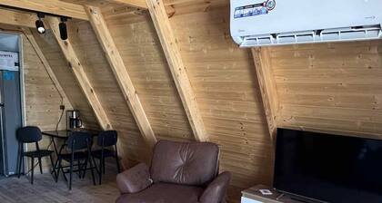 Charming Cottage Getaway – Relax, Unwind, Explore