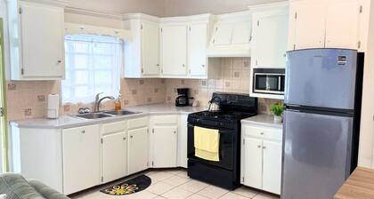 Modern Suite with Balcony & Full Kitchen