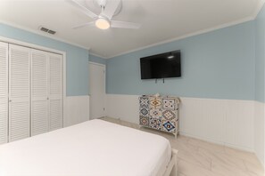 2 bedrooms, WiFi, bed sheets