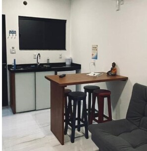 Desk, laptop workspace, free WiFi, bed sheets