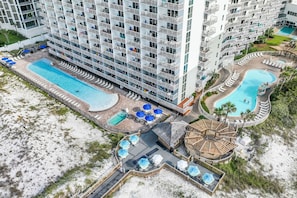 Exterior - Beachfront Condo, gorgeous views, shared pool and beach access (Destin)