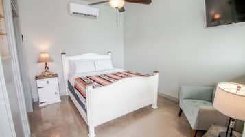 1 bedroom, internet, bed sheets