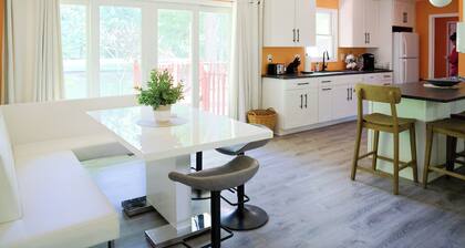 The Fairway Villa on the Green and ONLY 4 MINUTES TO TOWN!!