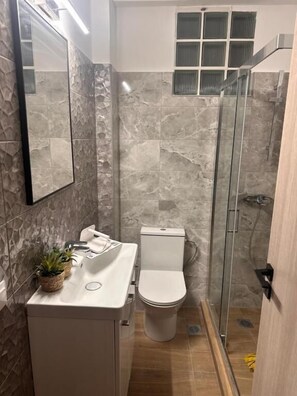 Deluxe Apartment, Balcony, Courtyard View | Bathroom | Shower, free toiletries, hair dryer, towels - Check Point - Acropolis Temple (Athens)