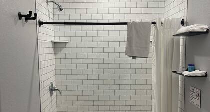 Newly remodeled 14-room hotel in charming St. Mary's .