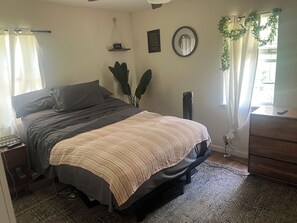 2 habitaciones, escritorio, wifi gratis y ropa de cama 