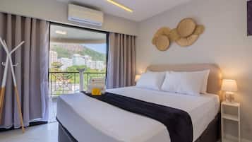 2 bedrooms, iron/ironing board, travel crib, free WiFi