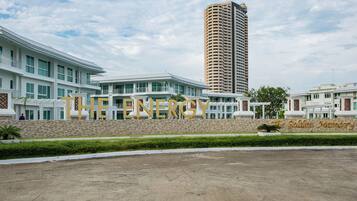 Apartment, 1 Bedroom, Accessible, Balcony | Exterior