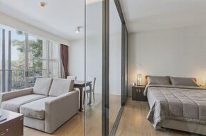 Huoneisto, 1 makuuhuone, esteetön, parveke | 1 makuuhuone