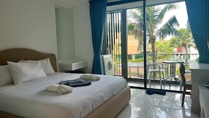 Condo, 1 Bedroom, Accessible, Balcony