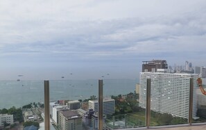 Condo, 1 Bedroom, Accessible, City View | Property grounds