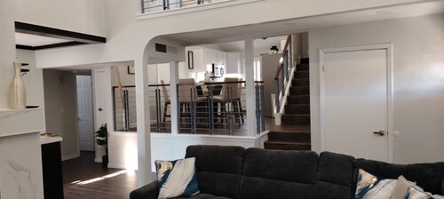 3-bedroom Modern House, recently renovated and upgraded with smart lighting