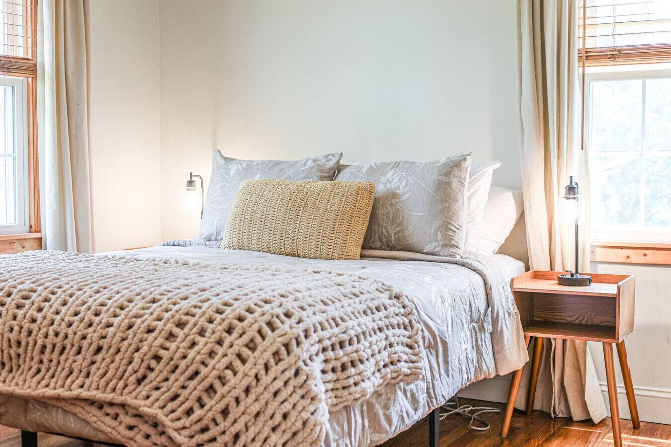 3 bedrooms, iron/ironing board, WiFi