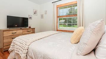 3 habitaciones, tabla de planchar con plancha y wifi