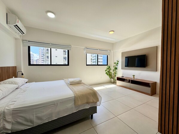 1 bedroom, iron/ironing board, internet, bed sheets