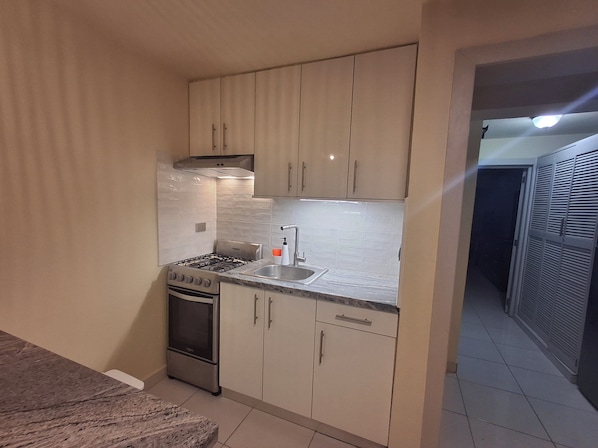 Microwave, oven, stovetop