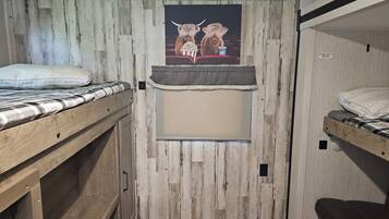 2 habitaciones, wifi y ropa de cama