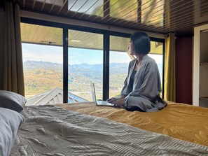 2 chambres, fer et planche à repasser, accès Internet, draps fournis