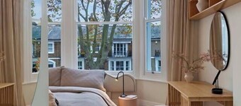 Elegant, Victorian End of Terrace Town House