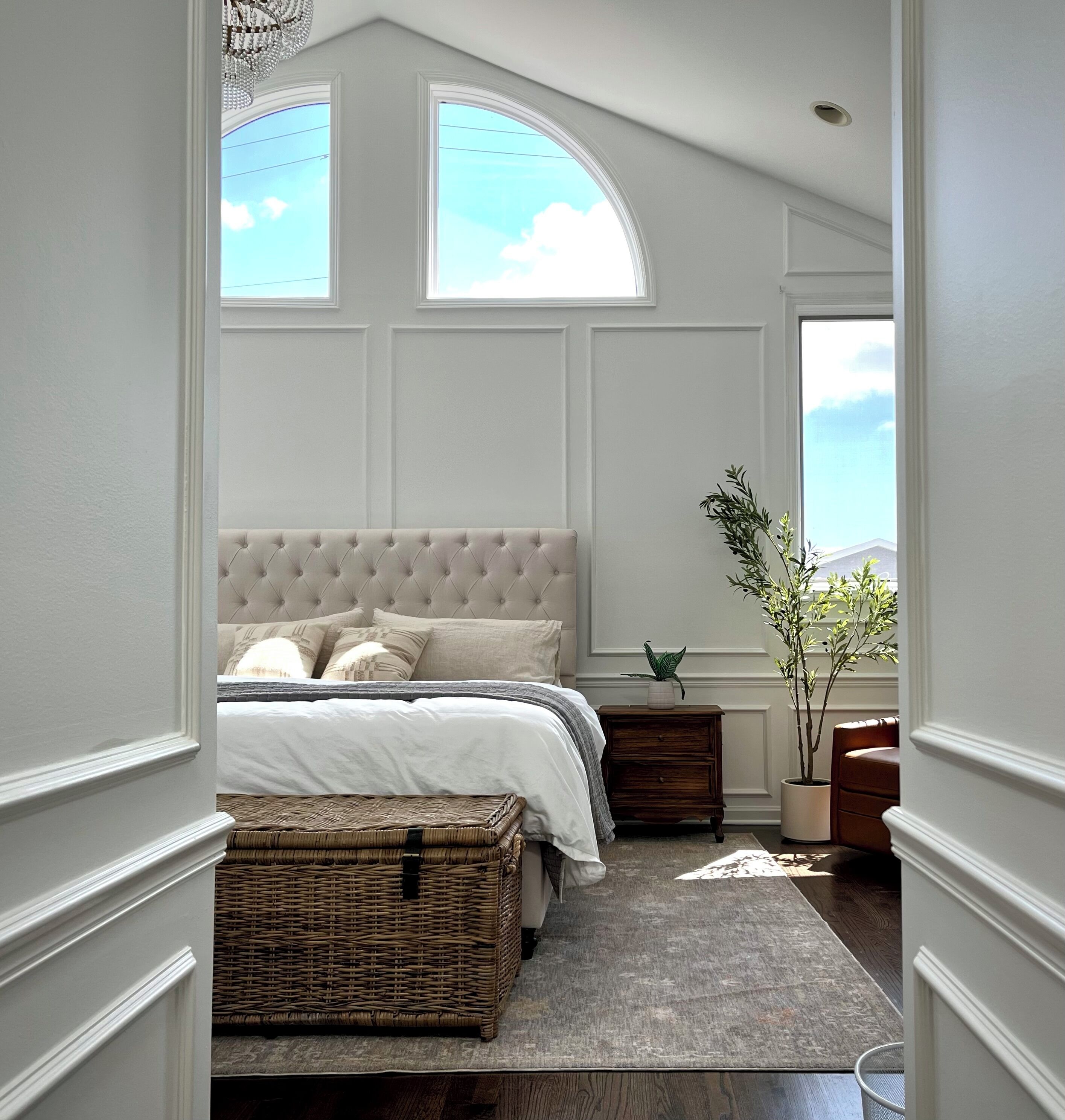 6 habitaciones, tabla de planchar con plancha, wifi y ropa de cama 