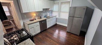 Modern Comfort - 2BR Spacious Suite - Near Yale